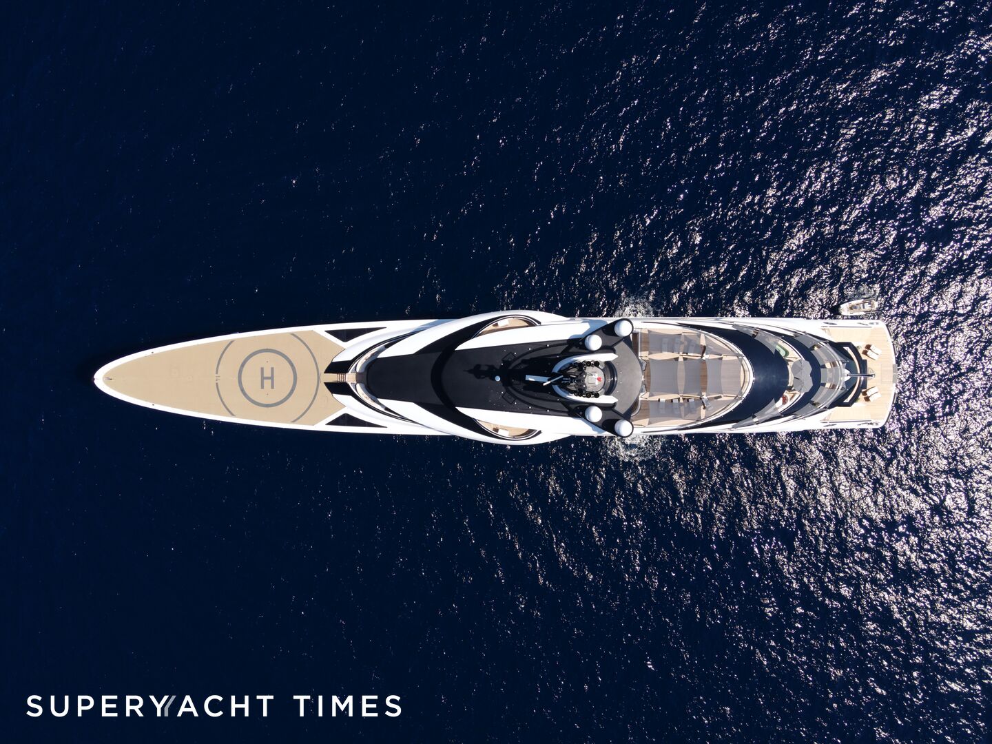 superyacht in french